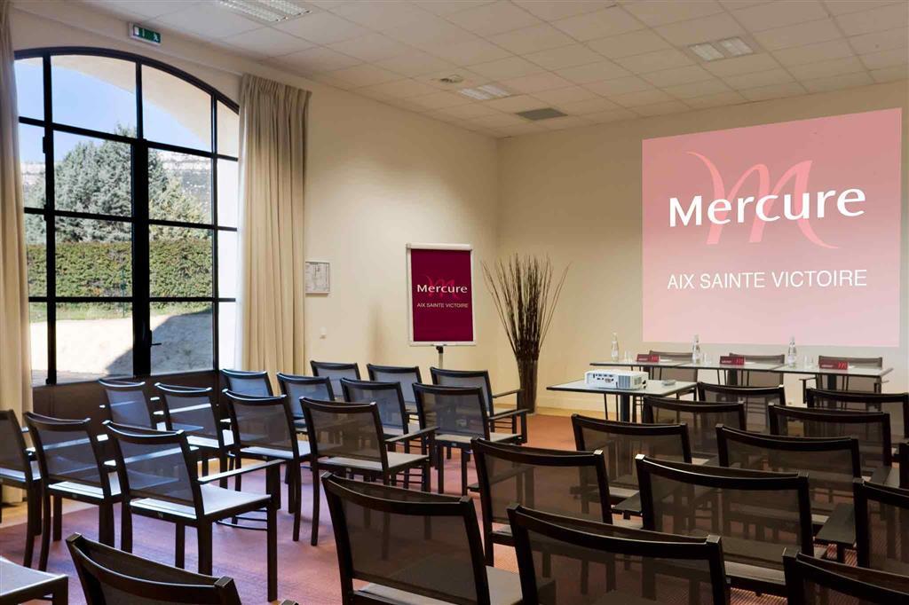 Mercure Aix-En-Provence Sainte-Victoire Châteauneuf-le-Rouge المظهر الخارجي الصورة