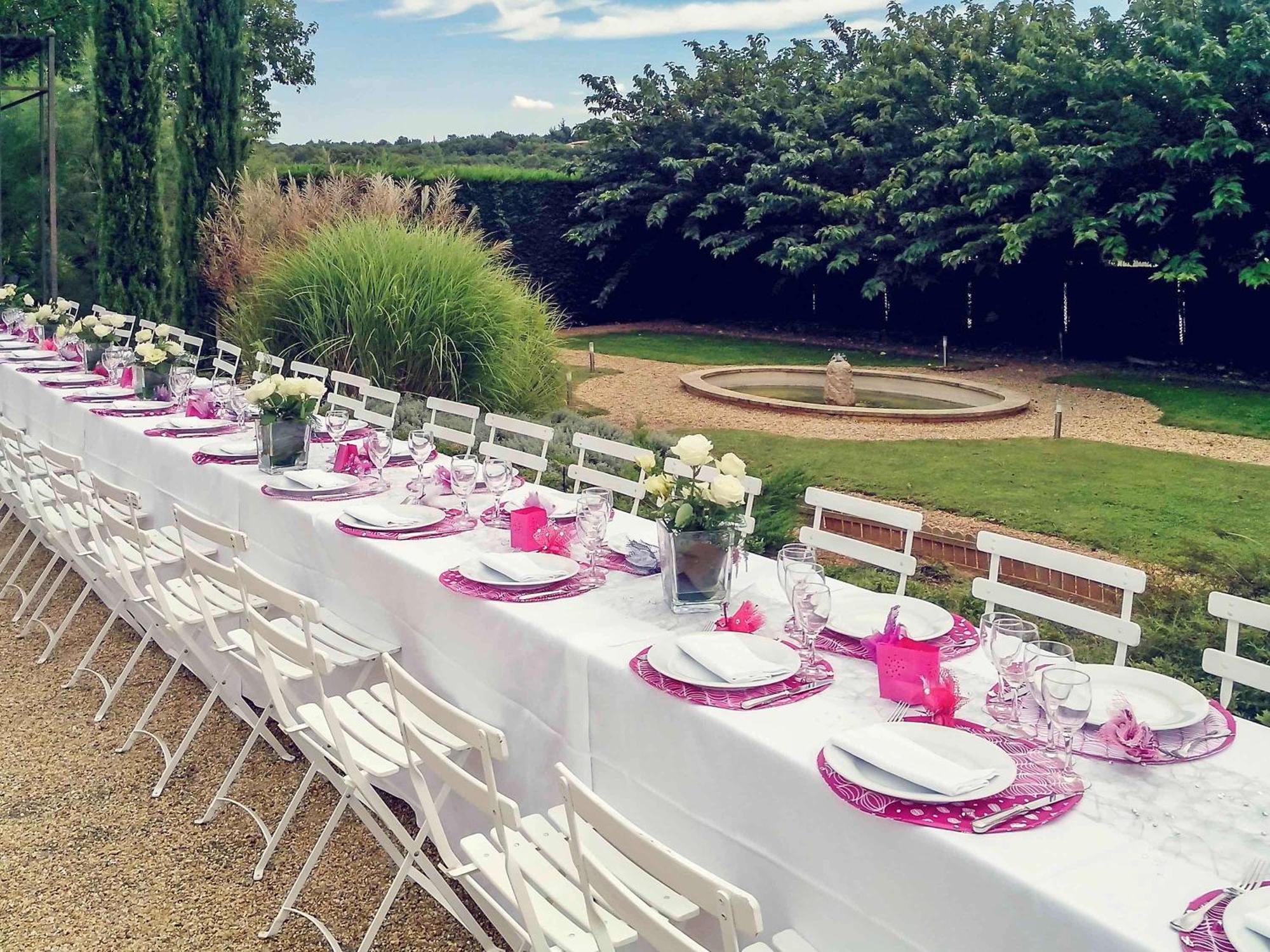Mercure Aix-En-Provence Sainte-Victoire Châteauneuf-le-Rouge المظهر الخارجي الصورة