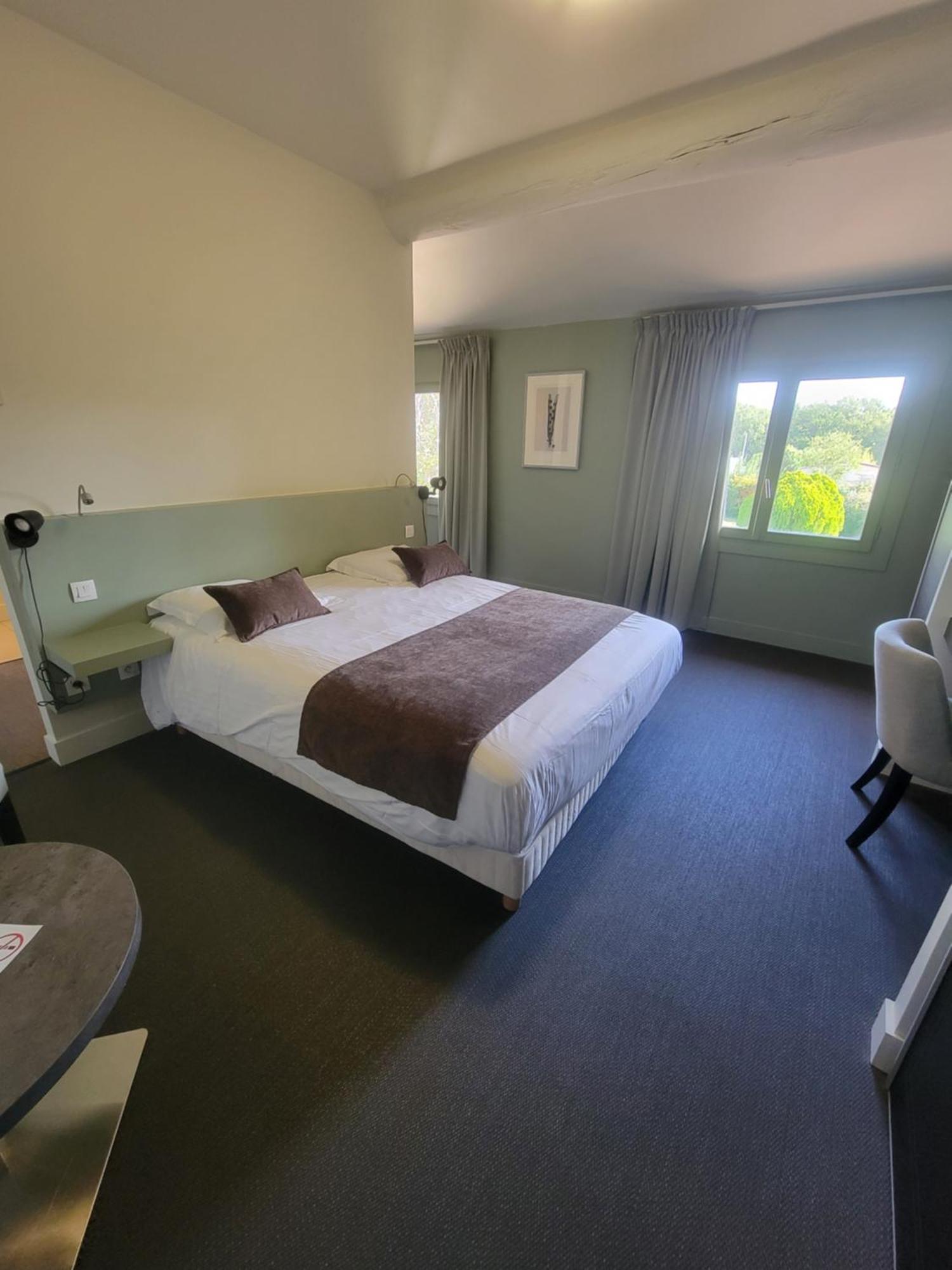 Mercure Aix-En-Provence Sainte-Victoire Châteauneuf-le-Rouge المظهر الخارجي الصورة